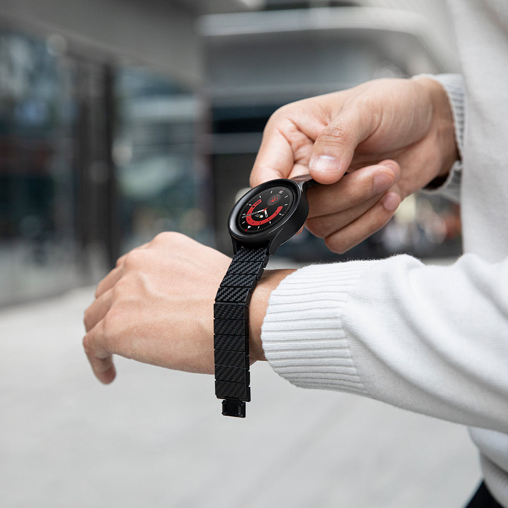 Pitaka Modern Serisi Galaxy Watch 5 40mm Karbon Fiber Black-Grey Twill Kordon Pitaka Modern Serisi Galaxy Watch 5 40mm Karbon Fiber Black-Grey Twill Kordon